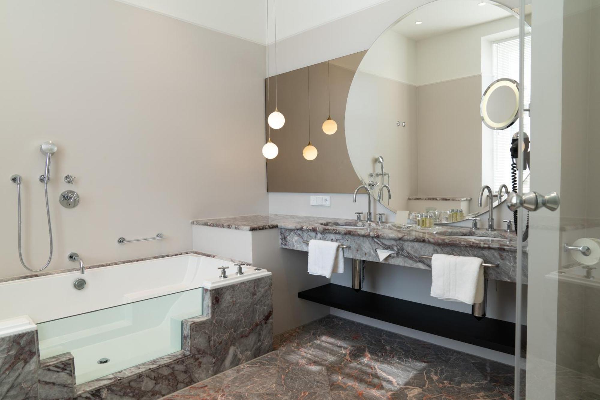 Das Tegernsee Ngoại thất bức ảnh Bathroom